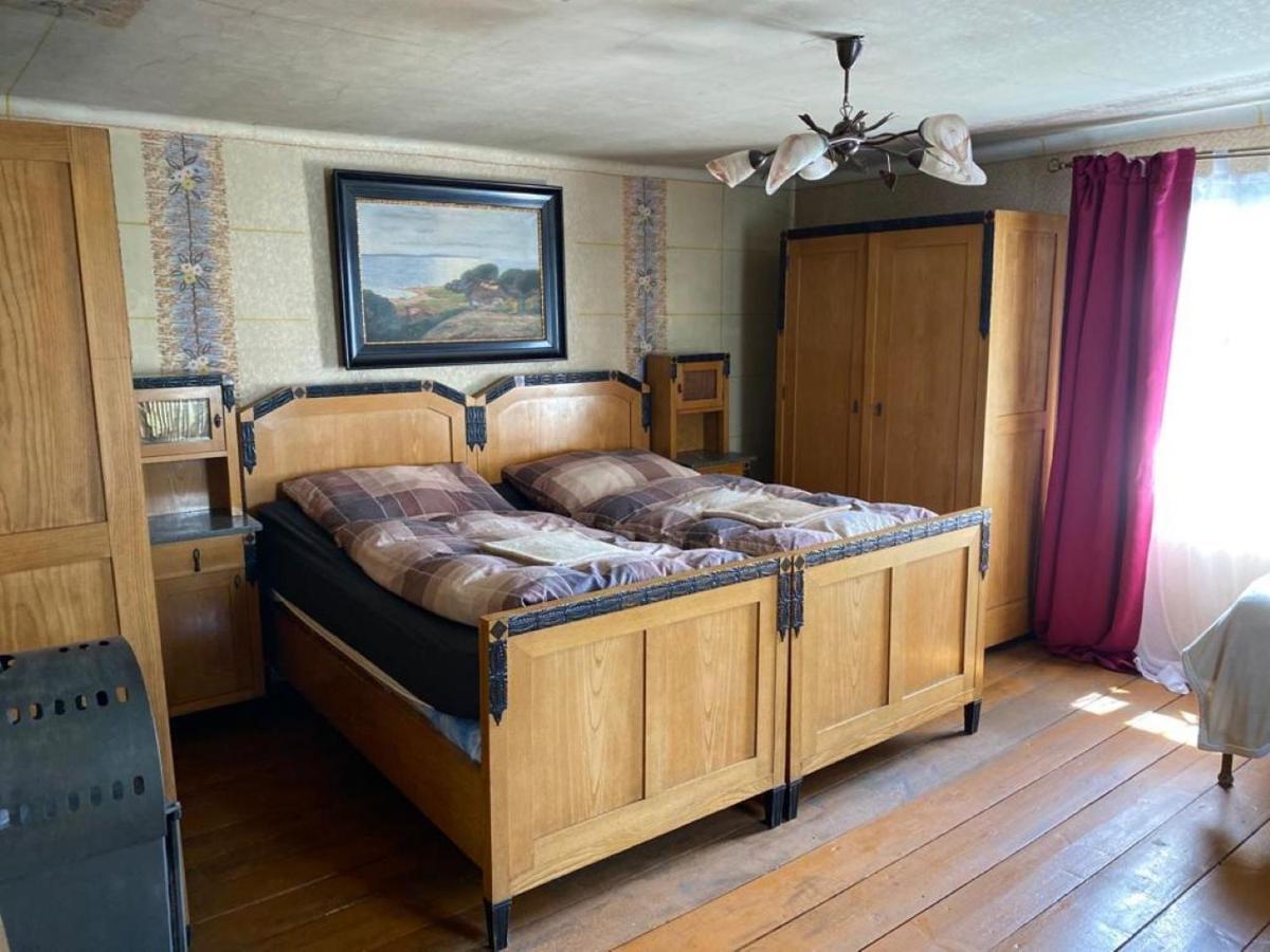 Old Summer House With Renovated Bathroom Apartamento *